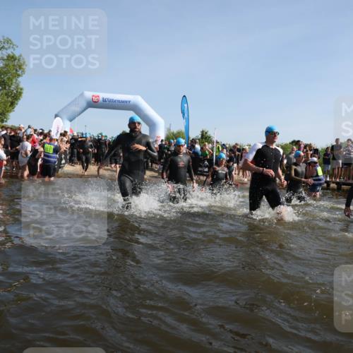 22.06.2025 - Viking Triathlon Michael Strokosch http://msf.ph/oto/8056833 22.06.2025 10:06:17 Schwimmen 39, 41, 60, 84, 110, 117, 153, 191, 266, 325, 385, 440, 446, 487, 535 meine-sportfotos.de