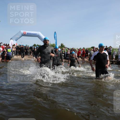 22.06.2025 - Viking Triathlon Michael Strokosch http://msf.ph/oto/8056838 22.06.2025 10:06:18 Schwimmen 39, 41, 60, 84, 110, 117, 153, 191, 266, 325, 385, 440, 446, 487, 535 meine-sportfotos.de