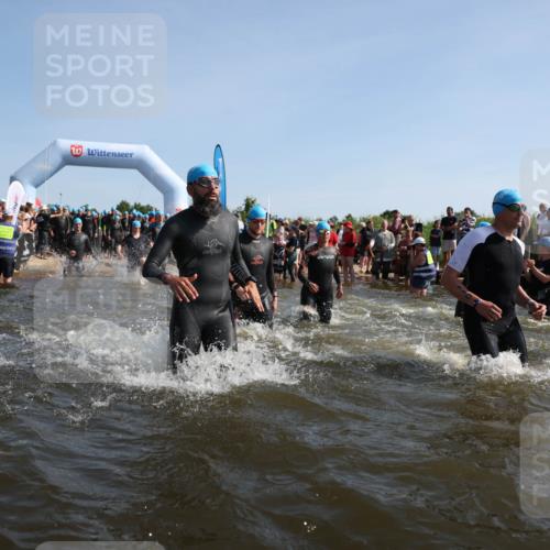 22.06.2025 - Viking Triathlon Michael Strokosch http://msf.ph/oto/8056839 22.06.2025 10:06:18 Schwimmen 39, 41, 60, 84, 110, 117, 153, 191, 266, 325, 385, 440, 446, 487, 535 meine-sportfotos.de