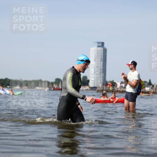 22.06.2025 - Viking Triathlon Michael Strokosch http://msf.ph/oto/8056845 22.06.2025 10:32:56 Schwimmen 91, 113, 287, 399, 554 meine-sportfotos.de