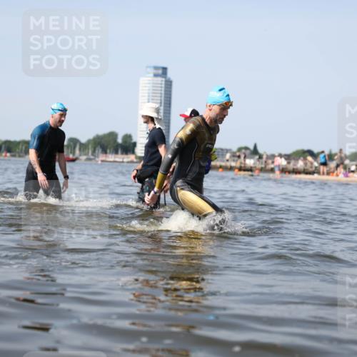 22.06.2025 - Viking Triathlon Michael Strokosch http://msf.ph/oto/8056866 22.06.2025 10:33:04 Schwimmen 91, 113, 287, 399 meine-sportfotos.de