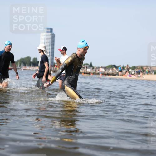 22.06.2025 - Viking Triathlon Michael Strokosch http://msf.ph/oto/8056868 22.06.2025 10:33:04 Schwimmen 91, 113, 287, 399 meine-sportfotos.de