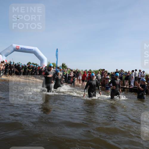 22.06.2025 - Viking Triathlon Michael Strokosch http://msf.ph/oto/8056873 22.06.2025 10:06:26 Schwimmen 18, 24, 36, 117, 153, 168, 186, 192, 261, 298, 385, 450, 487, 535, 606 meine-sportfotos.de