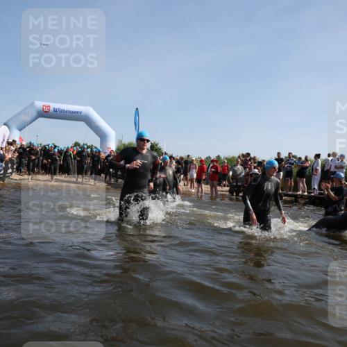 22.06.2025 - Viking Triathlon Michael Strokosch http://msf.ph/oto/8056877 22.06.2025 10:06:27 Schwimmen 18, 24, 36, 117, 153, 168, 186, 192, 261, 298, 385, 450, 487, 535, 606 meine-sportfotos.de