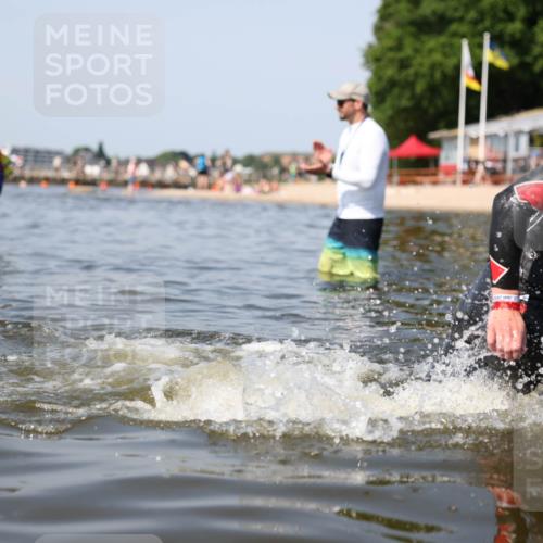 22.06.2025 - Viking Triathlon Michael Strokosch http://msf.ph/oto/8056886 22.06.2025 10:33:19 Schwimmen 28, 300, 387, 524, 608 meine-sportfotos.de