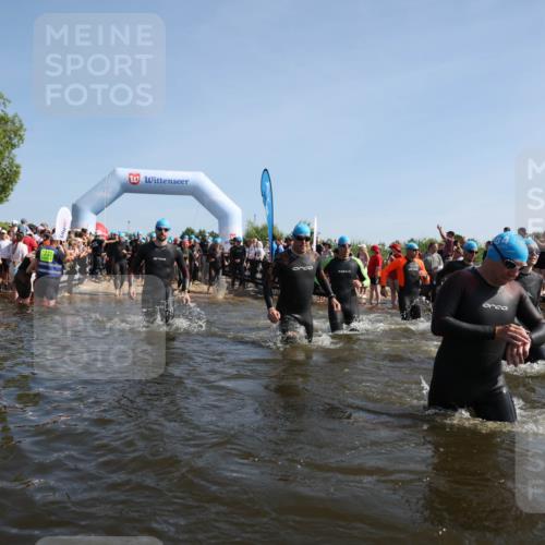 22.06.2025 - Viking Triathlon Michael Strokosch http://msf.ph/oto/8056911 22.06.2025 10:06:37 Schwimmen 44, 74, 93, 109, 159, 168, 186, 205, 219, 261, 358, 376, 450, 606, 625 meine-sportfotos.de