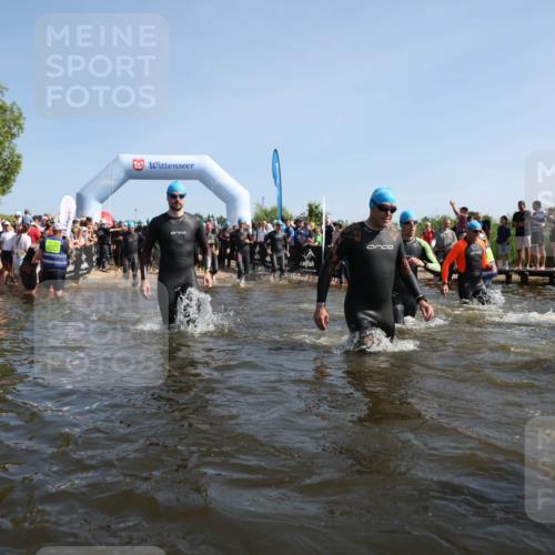 22.06.2025 - Viking Triathlon Michael Strokosch http://msf.ph/oto/8056915 22.06.2025 10:06:38 Schwimmen 44, 74, 93, 109, 159, 168, 186, 205, 219, 261, 358, 376, 450, 606, 625 meine-sportfotos.de