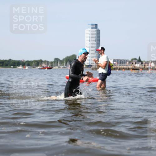 22.06.2025 - Viking Triathlon Michael Strokosch http://msf.ph/oto/8056918 22.06.2025 10:33:28 Schwimmen 28, 38, 300, 348, 382, 522, 524, 608 meine-sportfotos.de