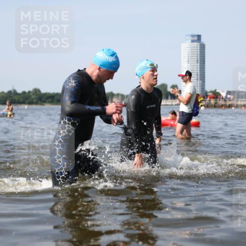 22.06.2025 - Viking Triathlon Michael Strokosch http://msf.ph/oto/8056938 22.06.2025 10:33:31 Schwimmen 28, 38, 255, 300, 304, 348, 382, 457, 522, 524, 608 meine-sportfotos.de