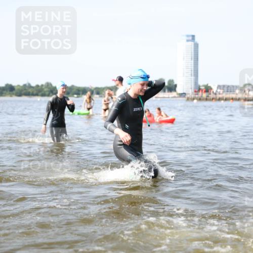 22.06.2025 - Viking Triathlon Michael Strokosch http://msf.ph/oto/8056989 22.06.2025 10:33:46 Schwimmen 5, 50, 149, 184, 229, 242, 255, 304, 348, 349, 438, 457 meine-sportfotos.de