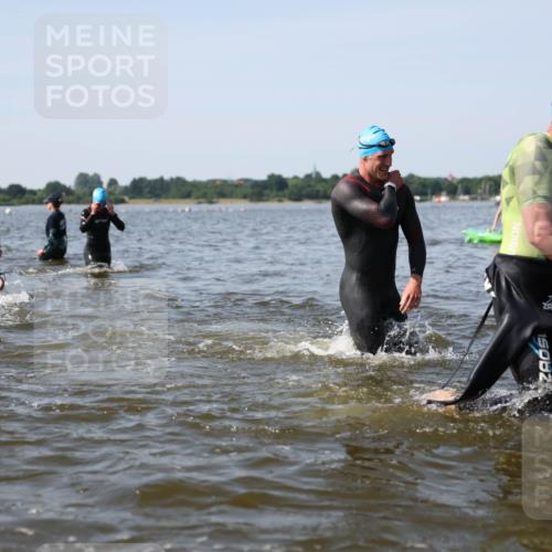 22.06.2025 - Viking Triathlon Michael Strokosch http://msf.ph/oto/8057009 22.06.2025 10:33:50 Schwimmen 5, 50, 75, 149, 184, 229, 242, 255, 304, 349, 438, 457, 478, 540 meine-sportfotos.de