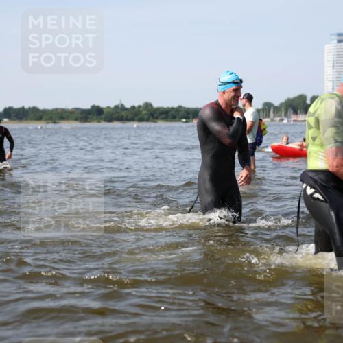 22.06.2025 - Viking Triathlon Michael Strokosch http://msf.ph/oto/8057013 22.06.2025 10:33:50 Schwimmen 5, 50, 75, 149, 184, 229, 242, 255, 304, 349, 438, 457, 478, 540 meine-sportfotos.de