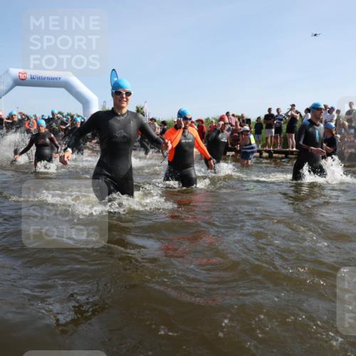 22.06.2025 - Viking Triathlon Michael Strokosch http://msf.ph/oto/8057026 22.06.2025 10:07:14 Schwimmen 64, 123, 190, 201, 202, 223, 267, 273, 326, 333, 402, 425, 431, 463, 519, 607, 637 meine-sportfotos.de