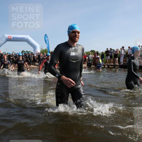 22.06.2025 - Viking Triathlon Michael Strokosch http://msf.ph/oto/8057097 22.06.2025 10:07:37 Schwimmen 23, 121, 143, 213, 235, 270, 285, 317, 342, 353, 363, 436, 476, 484, 547, 615, 621 meine-sportfotos.de
