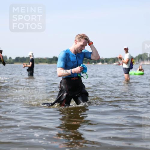 22.06.2025 - Viking Triathlon Michael Strokosch http://msf.ph/oto/8057123 22.06.2025 10:34:22 Schwimmen 46, 294, 306, 366, 430, 486, 520, 527, 546 meine-sportfotos.de