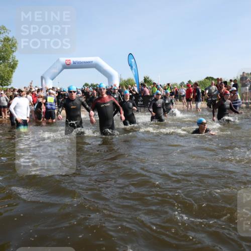 22.06.2025 - Viking Triathlon Michael Strokosch http://msf.ph/oto/8057129 22.06.2025 10:07:43 Schwimmen 16, 23, 102, 121, 143, 263, 270, 285, 363, 372, 436, 476, 477, 484, 503, 547, 615, 621, 624 meine-sportfotos.de