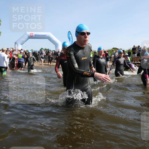 22.06.2025 - Viking Triathlon Michael Strokosch http://msf.ph/oto/8057138 22.06.2025 10:07:46 Schwimmen 16, 76, 95, 102, 143, 263, 363, 372, 436, 453, 477, 503, 547, 621, 624 meine-sportfotos.de