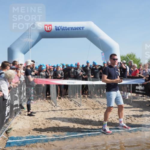 22.06.2025 - Viking Triathlon MichiJ http://msf.ph/oto/8057139 22.06.2025 09:55:51 Schwimmen  meine-sportfotos.de