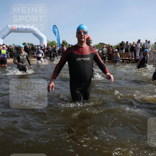 22.06.2025 - Viking Triathlon Michael Strokosch http://msf.ph/oto/8057144 22.06.2025 10:07:48 Schwimmen 16, 76, 95, 102, 143, 263, 292, 363, 372, 436, 453, 477, 503, 547, 621, 624, 650 meine-sportfotos.de