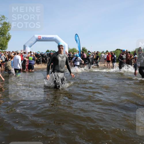 22.06.2025 - Viking Triathlon Michael Strokosch http://msf.ph/oto/8057146 22.06.2025 10:07:50 Schwimmen 16, 31, 76, 95, 102, 130, 263, 292, 372, 453, 477, 503, 624, 650 meine-sportfotos.de