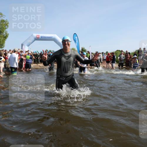 22.06.2025 - Viking Triathlon Michael Strokosch http://msf.ph/oto/8057149 22.06.2025 10:07:51 Schwimmen 16, 31, 76, 95, 102, 130, 263, 292, 372, 453, 477, 503, 624, 650 meine-sportfotos.de