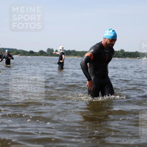 22.06.2025 - Viking Triathlon Michael Strokosch http://msf.ph/oto/8057164 22.06.2025 10:34:30 Schwimmen 247, 294, 306, 341, 366, 430, 486, 520, 546 meine-sportfotos.de