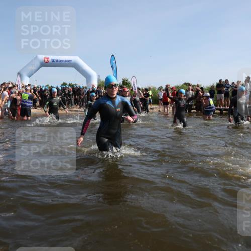 22.06.2025 - Viking Triathlon Michael Strokosch http://msf.ph/oto/8057165 22.06.2025 10:07:55 Schwimmen 31, 76, 95, 130, 292, 308, 372, 412, 452, 453, 477, 523, 647, 650 meine-sportfotos.de