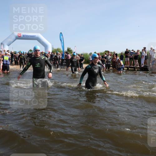 22.06.2025 - Viking Triathlon Michael Strokosch http://msf.ph/oto/8057176 22.06.2025 10:07:59 Schwimmen 31, 130, 292, 308, 412, 452, 523, 647, 650 meine-sportfotos.de