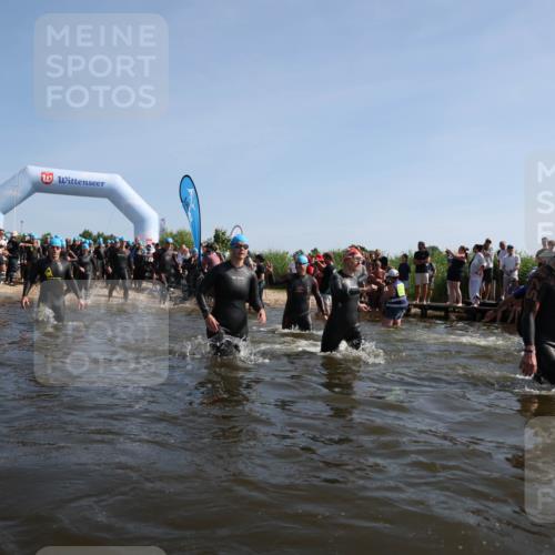 22.06.2025 - Viking Triathlon Michael Strokosch http://msf.ph/oto/8057190 22.06.2025 10:08:04 Schwimmen 51, 206, 268, 308, 378, 412, 422, 452, 466, 480, 523, 543, 647 meine-sportfotos.de