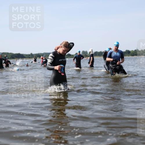 22.06.2025 - Viking Triathlon Michael Strokosch http://msf.ph/oto/8057196 22.06.2025 10:34:36 Schwimmen 114, 247, 284, 306, 323, 341, 366, 430, 520, 546, 550 meine-sportfotos.de