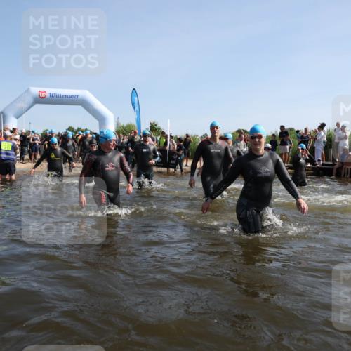 22.06.2025 - Viking Triathlon Michael Strokosch http://msf.ph/oto/8057204 22.06.2025 10:08:13 Schwimmen 37, 51, 106, 116, 133, 206, 225, 268, 378, 403, 406, 410, 422, 466, 480, 543, 638 meine-sportfotos.de