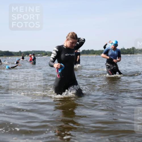 22.06.2025 - Viking Triathlon Michael Strokosch http://msf.ph/oto/8057205 22.06.2025 10:34:37 Schwimmen 114, 247, 284, 306, 323, 341, 366, 430, 520, 546, 550 meine-sportfotos.de
