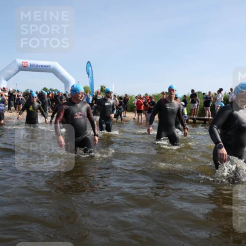 22.06.2025 - Viking Triathlon Michael Strokosch http://msf.ph/oto/8057207 22.06.2025 10:08:13 Schwimmen 37, 51, 106, 116, 133, 206, 225, 268, 378, 403, 406, 410, 422, 466, 480, 543, 638 meine-sportfotos.de