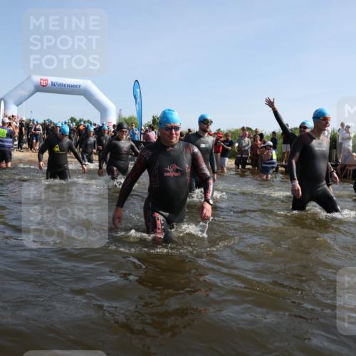 22.06.2025 - Viking Triathlon Michael Strokosch http://msf.ph/oto/8057209 22.06.2025 10:08:14 Schwimmen 37, 51, 106, 116, 133, 140, 206, 222, 225, 268, 364, 378, 403, 406, 410, 422, 466, 480, 543, 638 meine-sportfotos.de