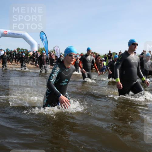 22.06.2025 - Viking Triathlon Michael Strokosch http://msf.ph/oto/8057253 22.06.2025 10:08:32 Schwimmen 48, 69, 71, 97, 166, 246, 319, 357, 360, 472, 481, 490, 499, 518, 542 meine-sportfotos.de