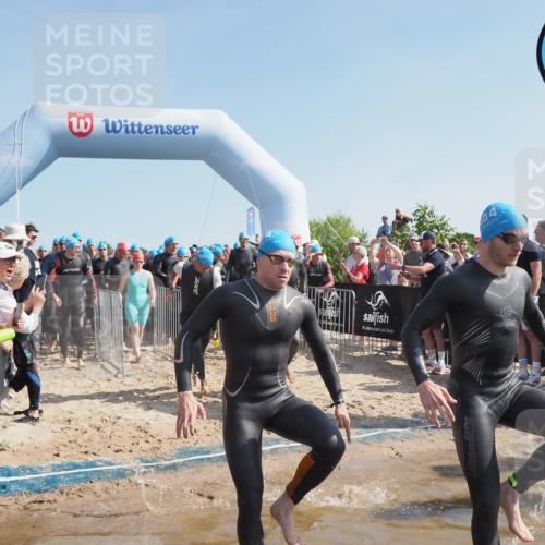 22.06.2025 - Viking Triathlon MichiJ http://msf.ph/oto/8057260 22.06.2025 10:00:11 Schwimmen 2, 4, 100, 122, 329, 485, 521, 609 meine-sportfotos.de