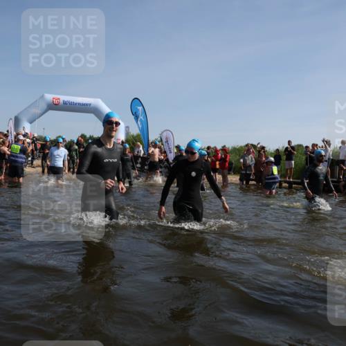 22.06.2025 - Viking Triathlon Michael Strokosch http://msf.ph/oto/8057261 22.06.2025 10:08:38 Schwimmen 71, 136, 166, 234, 246, 303, 305, 319, 357, 360, 459, 470, 472, 481, 490, 542, 656 meine-sportfotos.de