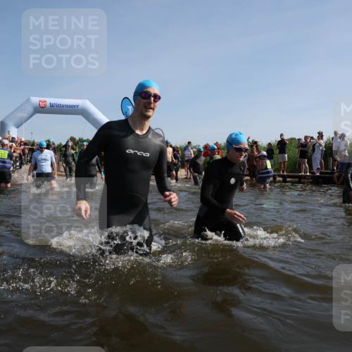 22.06.2025 - Viking Triathlon Michael Strokosch http://msf.ph/oto/8057272 22.06.2025 10:08:39 Schwimmen 71, 136, 166, 234, 241, 246, 303, 305, 319, 356, 357, 360, 459, 470, 471, 472, 481, 490, 542, 656 meine-sportfotos.de