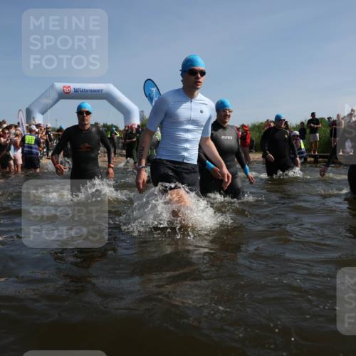 22.06.2025 - Viking Triathlon Michael Strokosch http://msf.ph/oto/8057280 22.06.2025 10:08:44 Schwimmen 136, 160, 234, 241, 246, 303, 305, 319, 356, 359, 459, 470, 471, 483, 634, 640, 656 meine-sportfotos.de
