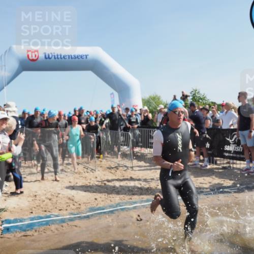 22.06.2025 - Viking Triathlon MichiJ http://msf.ph/oto/8057281 22.06.2025 10:00:12 Schwimmen 2, 4, 100, 122, 329, 485, 521, 544, 609 meine-sportfotos.de