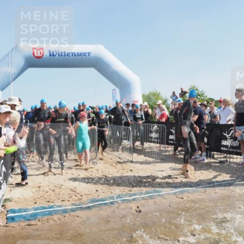 22.06.2025 - Viking Triathlon MichiJ http://msf.ph/oto/8057292 22.06.2025 10:00:13 Schwimmen 2, 4, 10, 49, 100, 122, 329, 420, 485, 521, 544, 609 meine-sportfotos.de