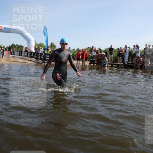 22.06.2025 - Viking Triathlon Michael Strokosch http://msf.ph/oto/8057346 22.06.2025 10:09:02 Schwimmen  meine-sportfotos.de