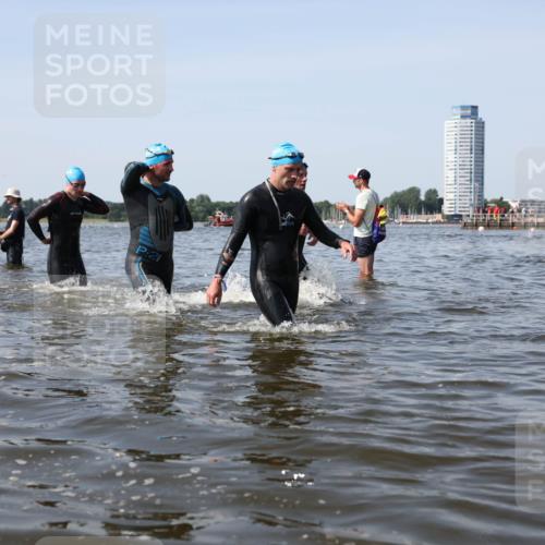 22.06.2025 - Viking Triathlon Michael Strokosch http://msf.ph/oto/8057380 22.06.2025 10:35:16 Schwimmen 139, 157, 204, 296, 320, 365, 395, 508, 632, 660 meine-sportfotos.de