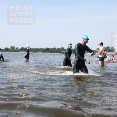 22.06.2025 - Viking Triathlon Michael Strokosch http://msf.ph/oto/8057451 22.06.2025 10:35:29 Schwimmen 20, 62, 107, 127, 134, 154, 204, 320, 395, 415, 482, 508, 602, 632 meine-sportfotos.de