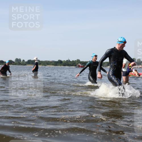 22.06.2025 - Viking Triathlon Michael Strokosch http://msf.ph/oto/8057453 22.06.2025 10:35:29 Schwimmen 20, 62, 107, 127, 134, 154, 204, 320, 395, 415, 482, 508, 602, 632 meine-sportfotos.de