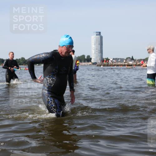 22.06.2025 - Viking Triathlon Michael Strokosch http://msf.ph/oto/8057454 22.06.2025 10:38:20 Schwimmen 61, 72, 89, 191, 209, 269, 398, 428, 447, 509, 535, 603, 662 meine-sportfotos.de