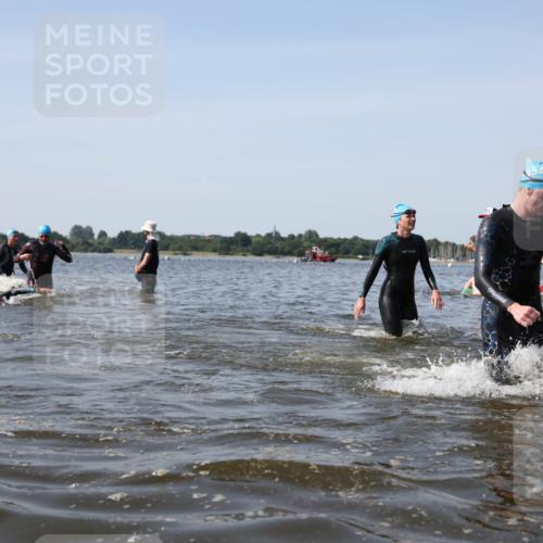 22.06.2025 - Viking Triathlon Michael Strokosch http://msf.ph/oto/8057455 22.06.2025 10:35:30 Schwimmen 20, 62, 107, 127, 134, 154, 320, 395, 415, 482, 508, 602, 632 meine-sportfotos.de