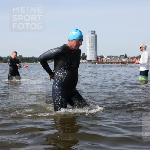 22.06.2025 - Viking Triathlon Michael Strokosch http://msf.ph/oto/8057457 22.06.2025 10:38:20 Schwimmen 61, 72, 89, 191, 209, 269, 398, 428, 447, 509, 535, 603, 662 meine-sportfotos.de
