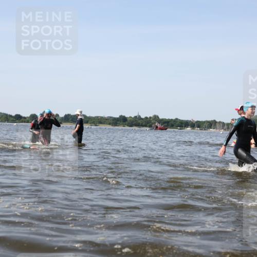 22.06.2025 - Viking Triathlon Michael Strokosch http://msf.ph/oto/8057458 22.06.2025 10:35:31 Schwimmen 20, 47, 62, 107, 127, 134, 154, 320, 395, 415, 482, 508, 602, 632 meine-sportfotos.de
