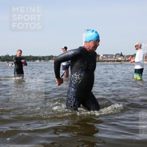 22.06.2025 - Viking Triathlon Michael Strokosch http://msf.ph/oto/8057459 22.06.2025 10:38:20 Schwimmen 61, 72, 89, 191, 209, 269, 398, 428, 447, 509, 535, 603, 662 meine-sportfotos.de